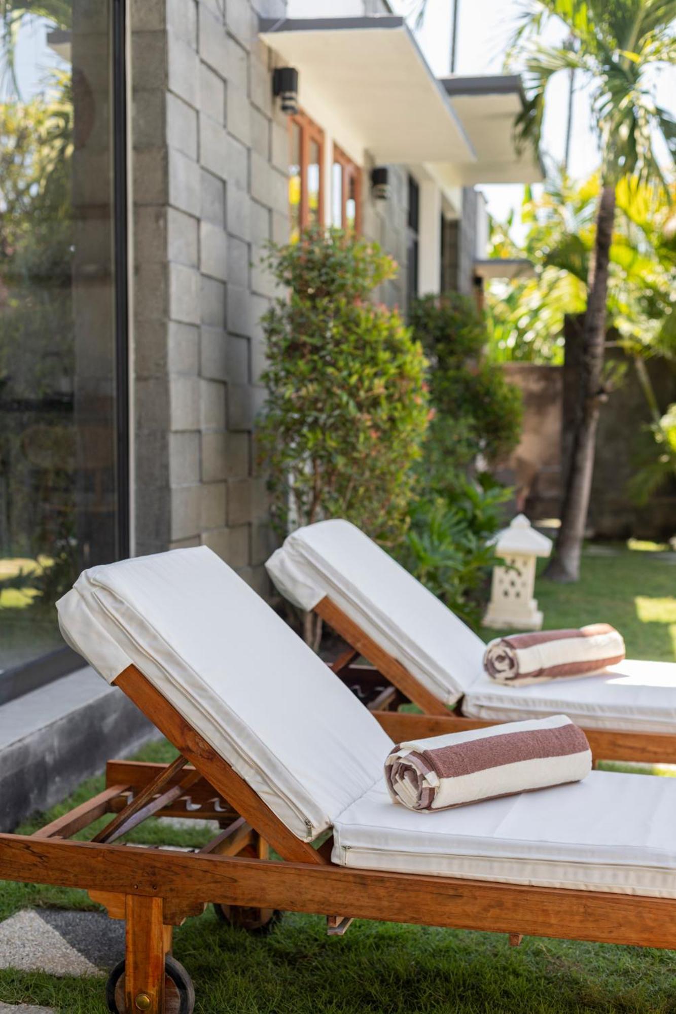 Designer Studio Emy Sanur ภายนอก รูปภาพ